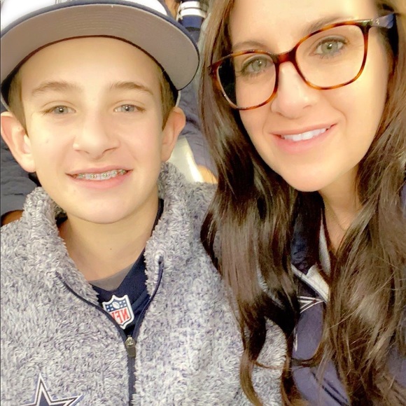 Meet your Posher, Sara - Picture 2 of 4